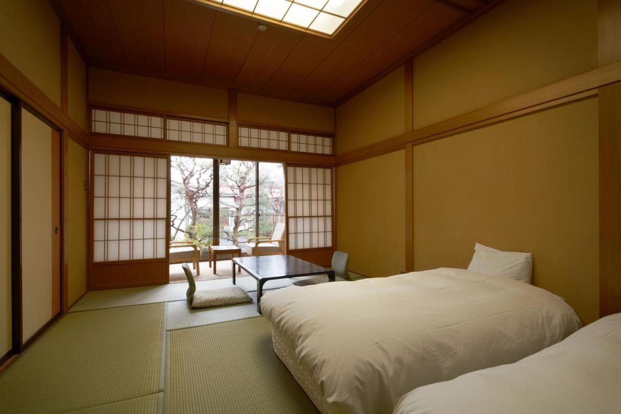 Takamiya Ryokan Sagiya Sansorai Kaminoyama Exterior photo